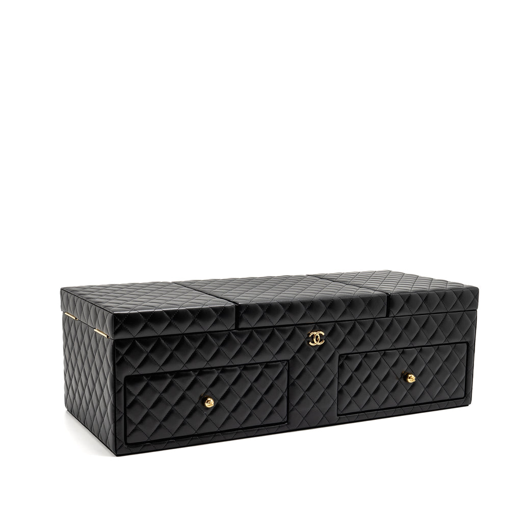Chanel quilted jewellery box lambskin black LGHW (Microchip)