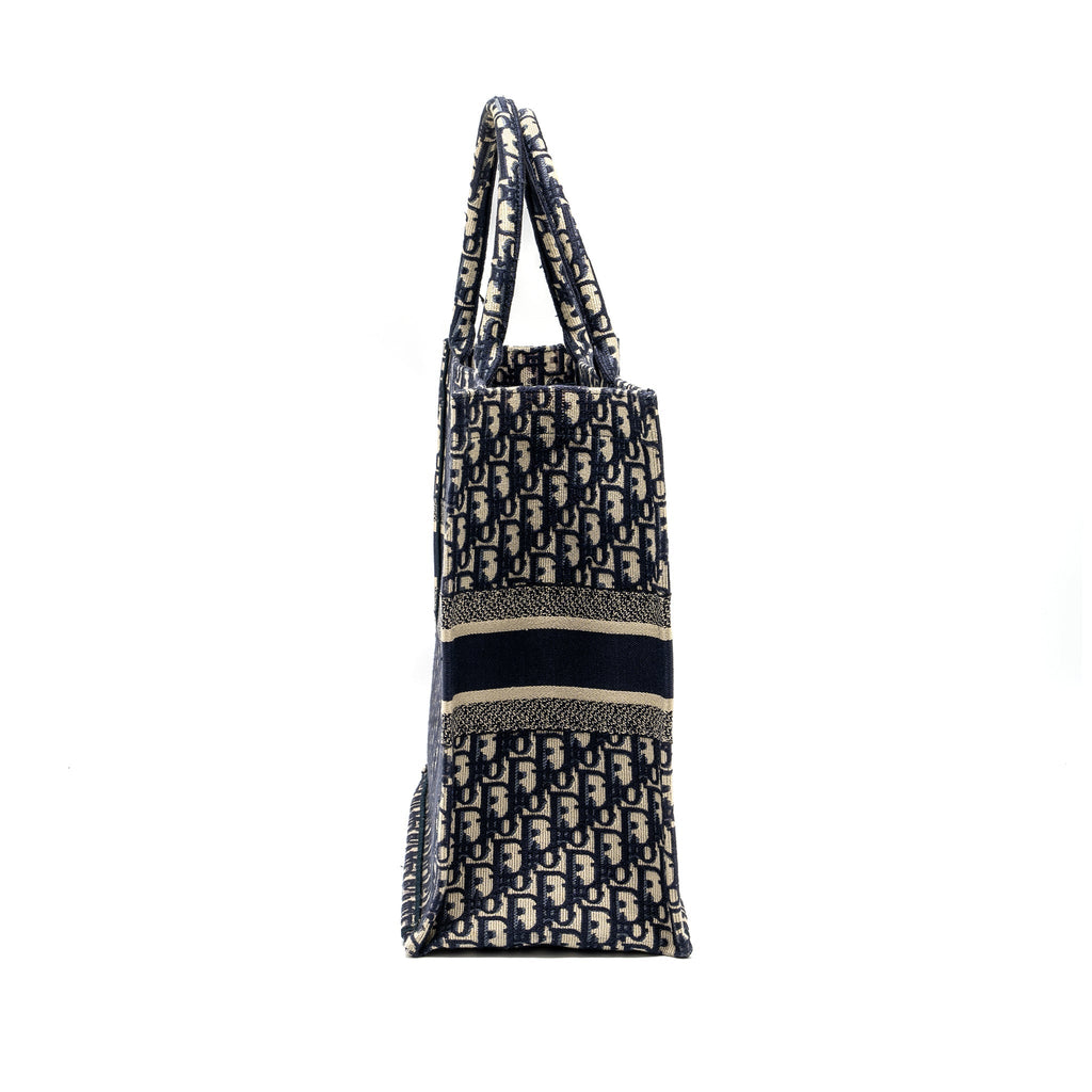 DIor Large Book Tote Blue Dior Oblique Embroidery