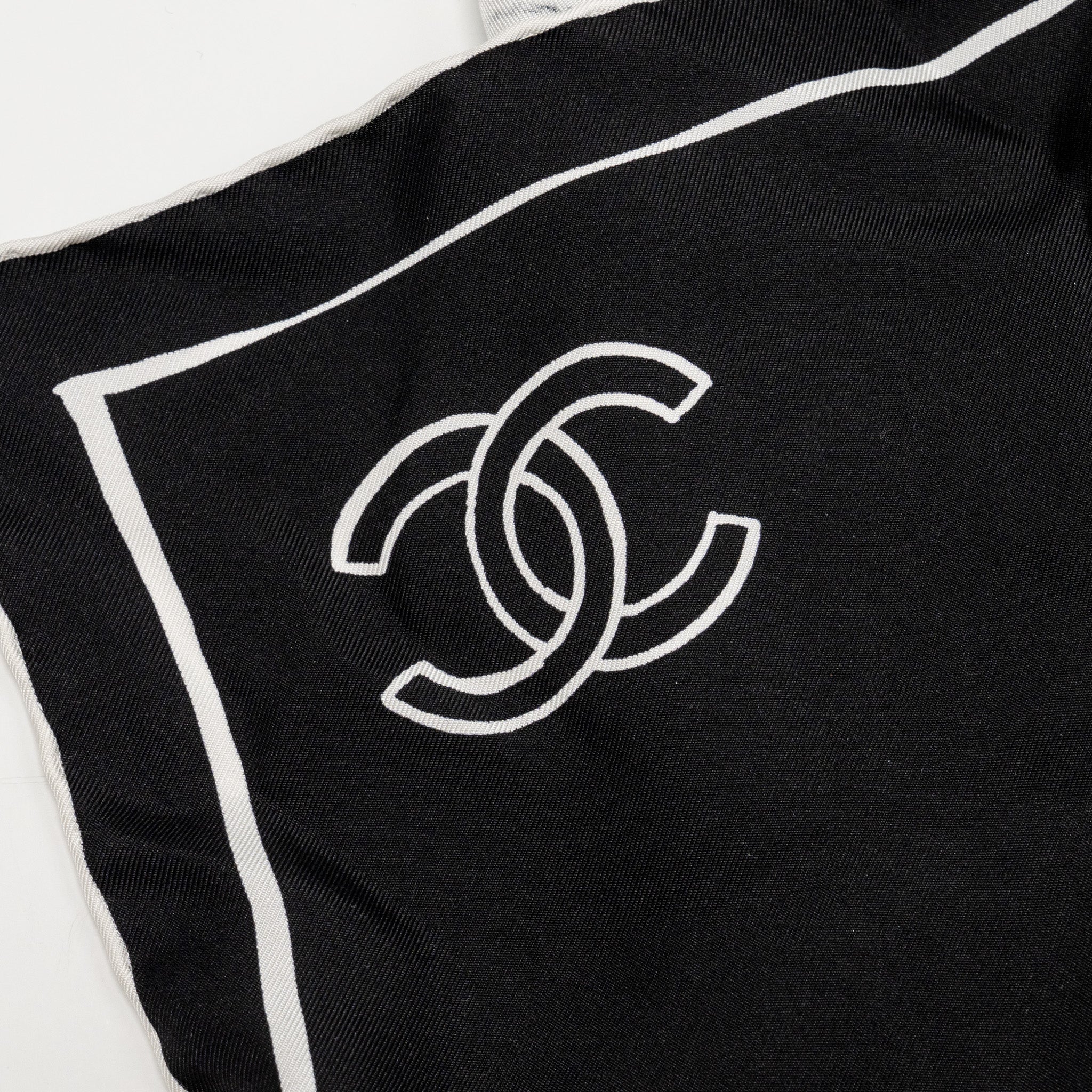 CHANEL 90x90cm Coco Chanel Silk Scarf Black / White
