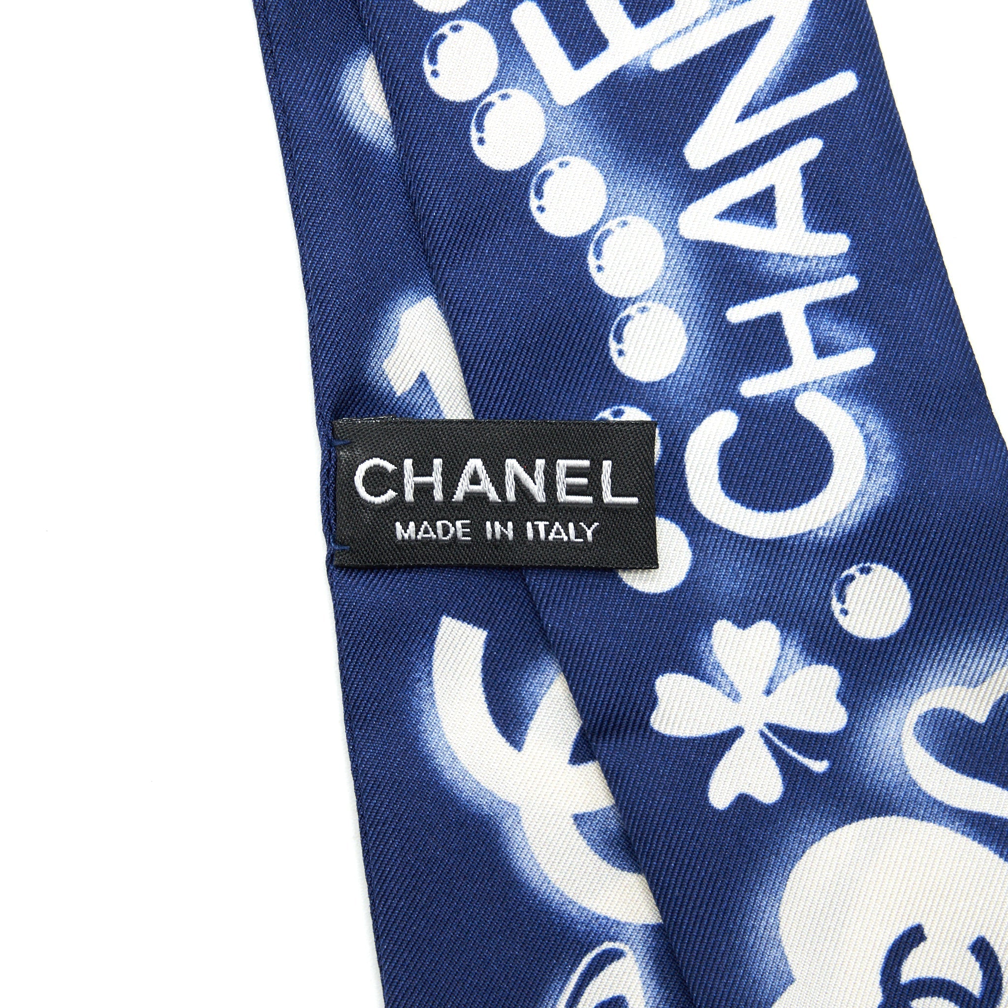 Chanel twilly White/navy