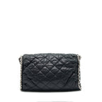 Chanel quilted leather with Chain Shoulder Bag Black SHW
