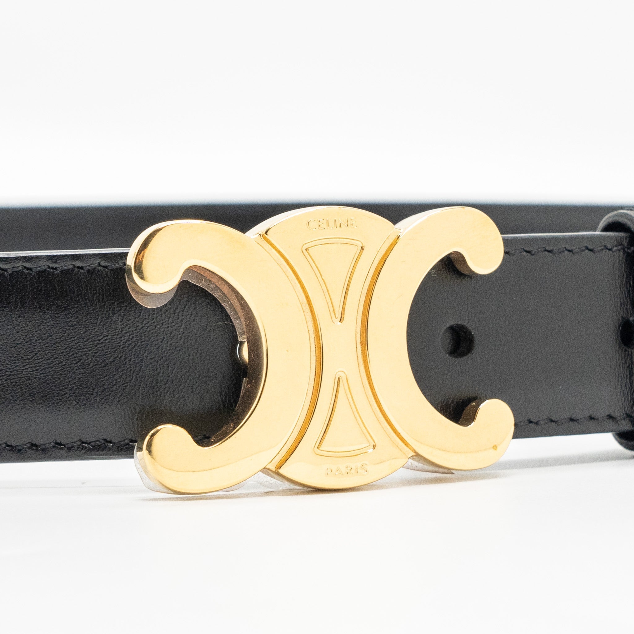 Celine size 85 Medium Triomphe belt calfskin black