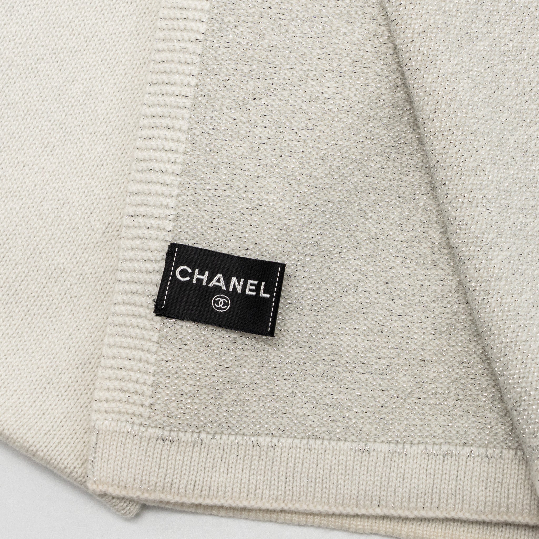 Chanel Letter Muffler/Scarf Cashmere/Polyamide silver/white