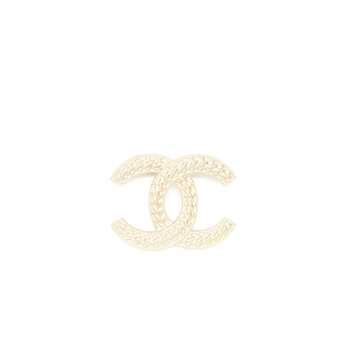 Chanel Detailed CC Logo Brooch Brushed Silver Tone