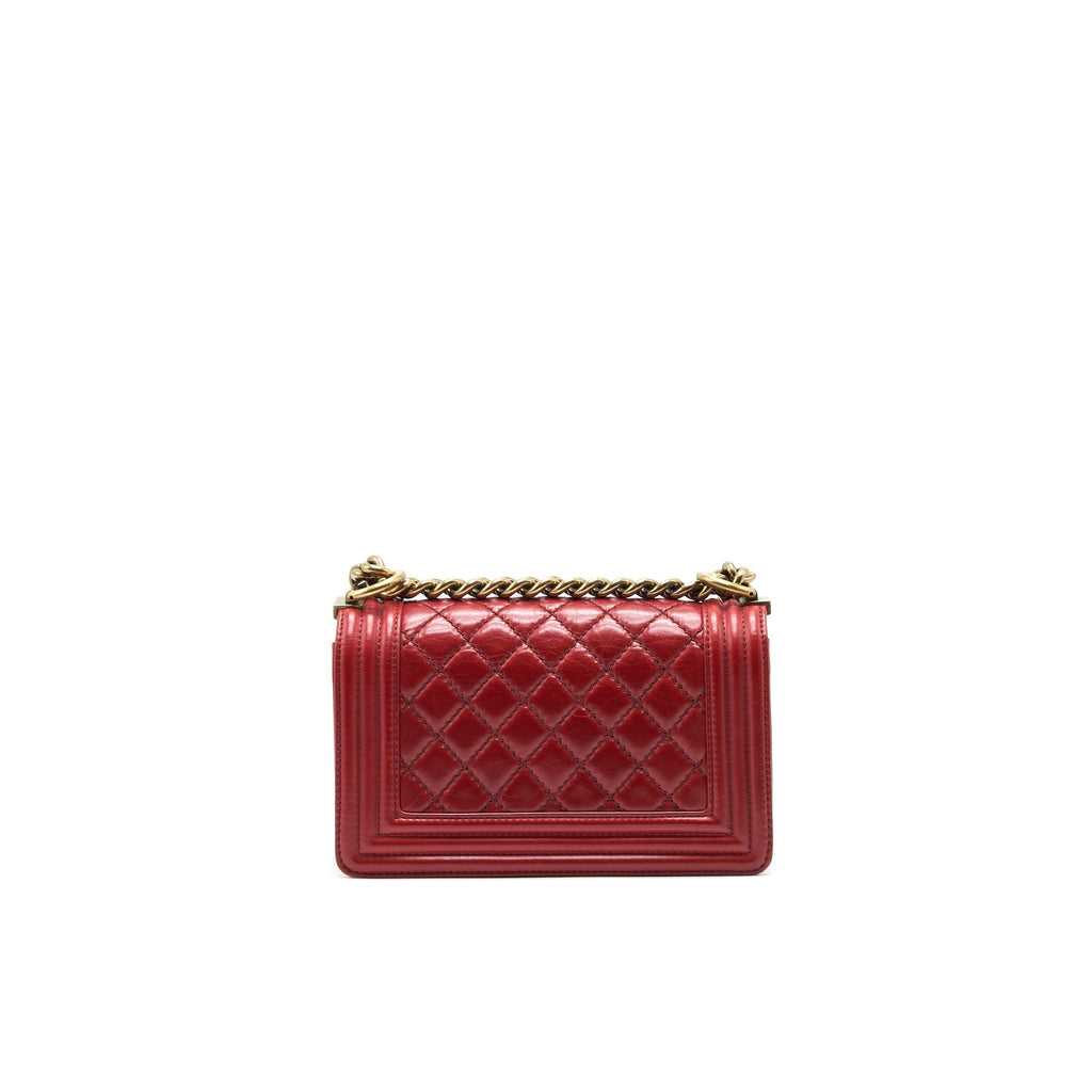 CHANEL GLAZED CALFSKIN SMALL LE BOY BAG IN RED GHW