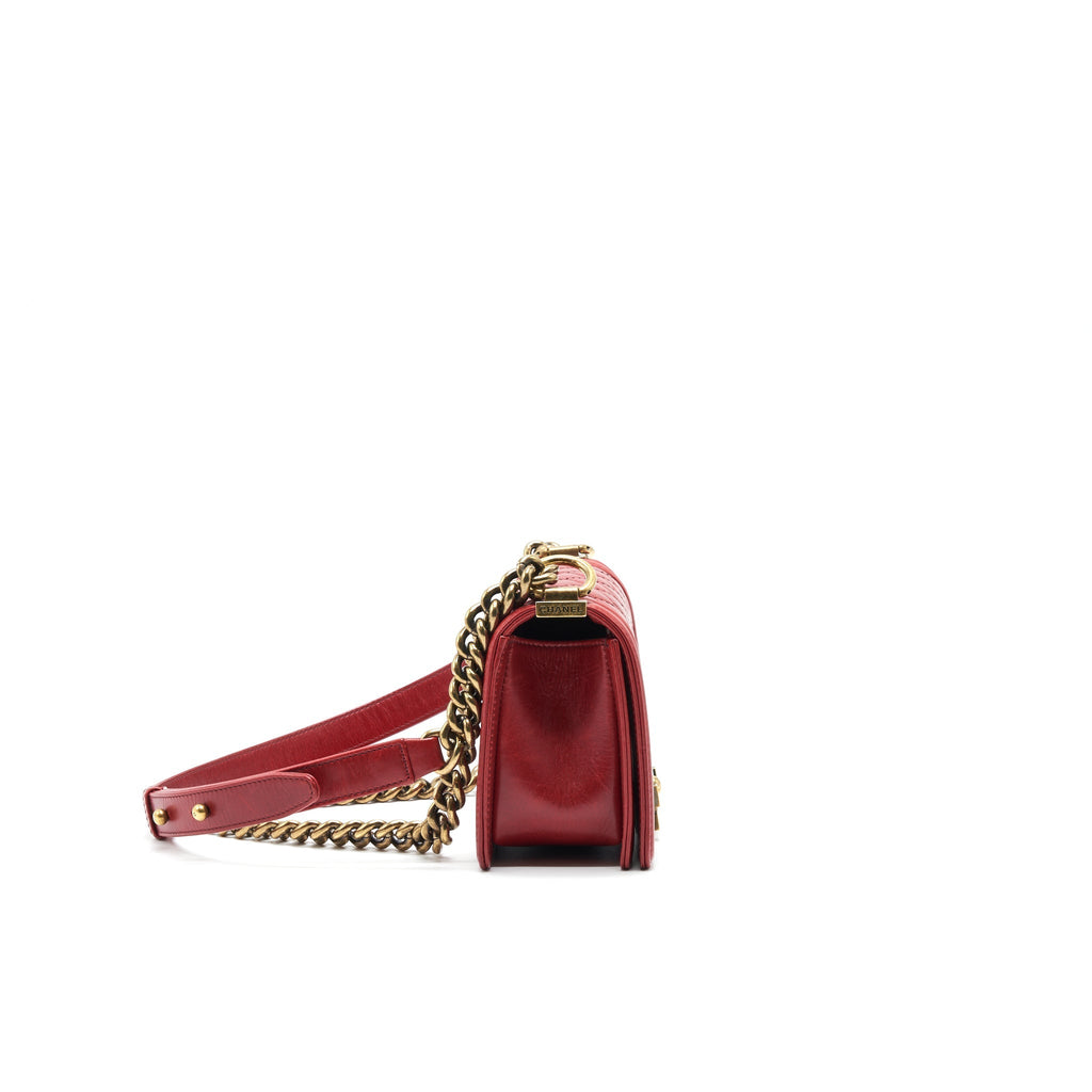 CHANEL GLAZED CALFSKIN SMALL LE BOY BAG IN RED GHW