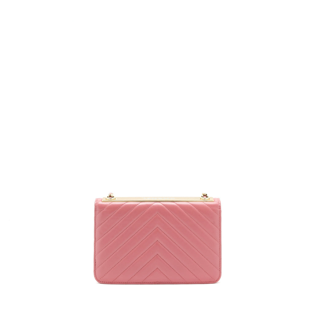 Chanel Chevron trendy CC Wallet on Chain Lambskin pink LGHW