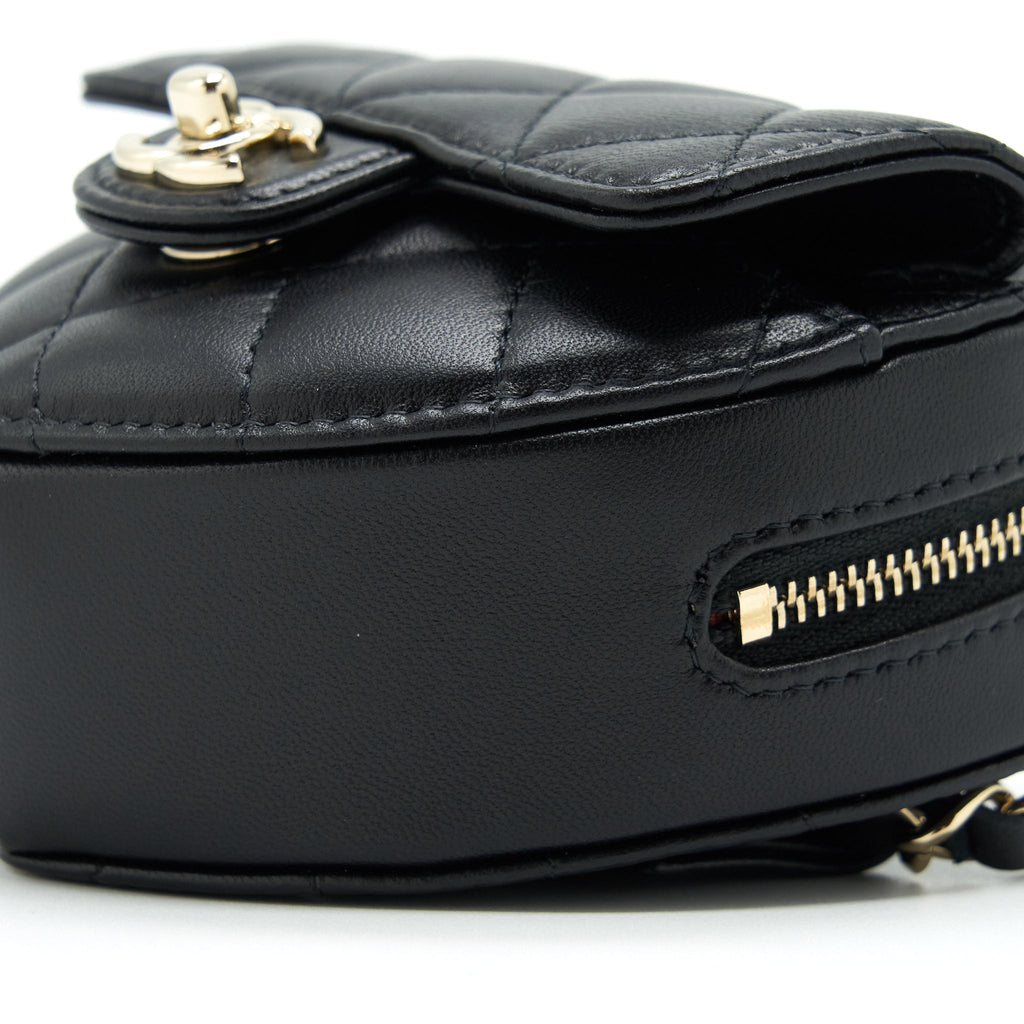 Chanel 22S Heart Belt Bag Lambskin Black LGHW