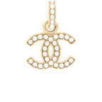Chanel CC logo With Pearl Drop Earrings GHW