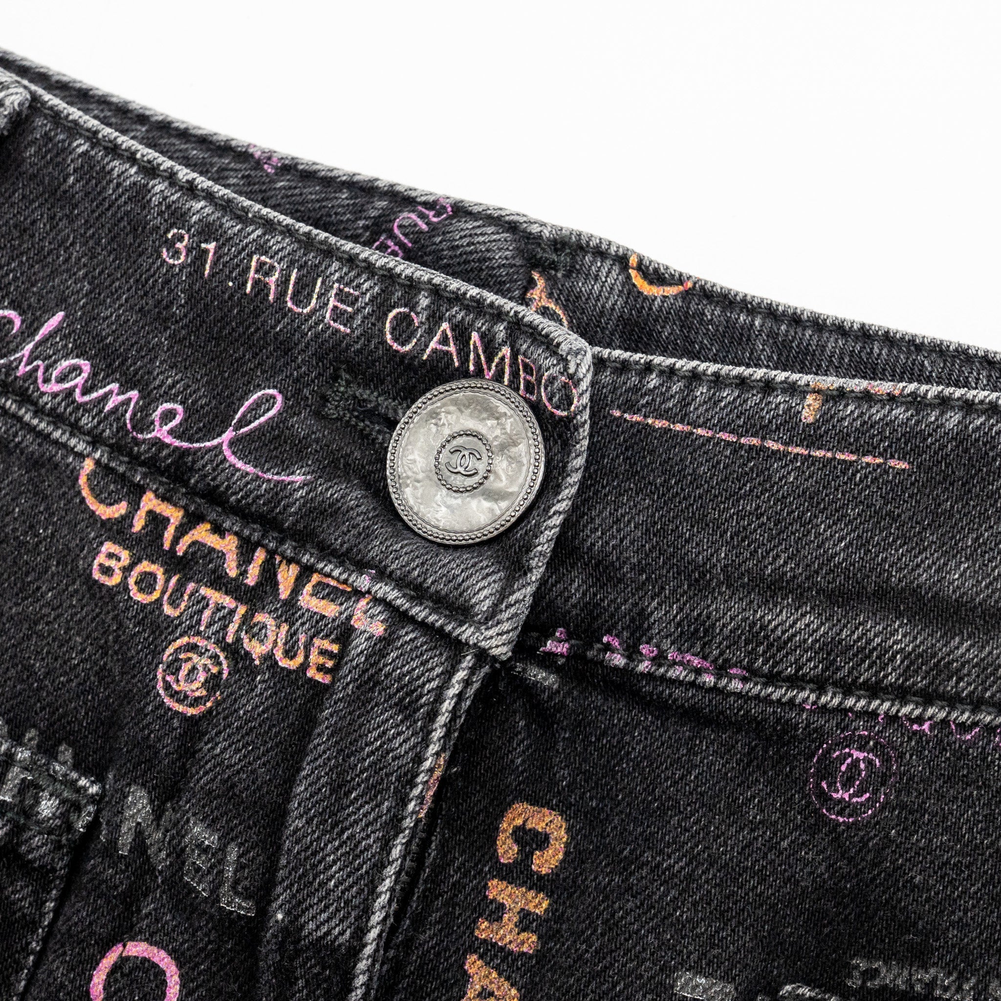 Chanel size 38 22P Letter logo print straight jeans black/Multicolour
