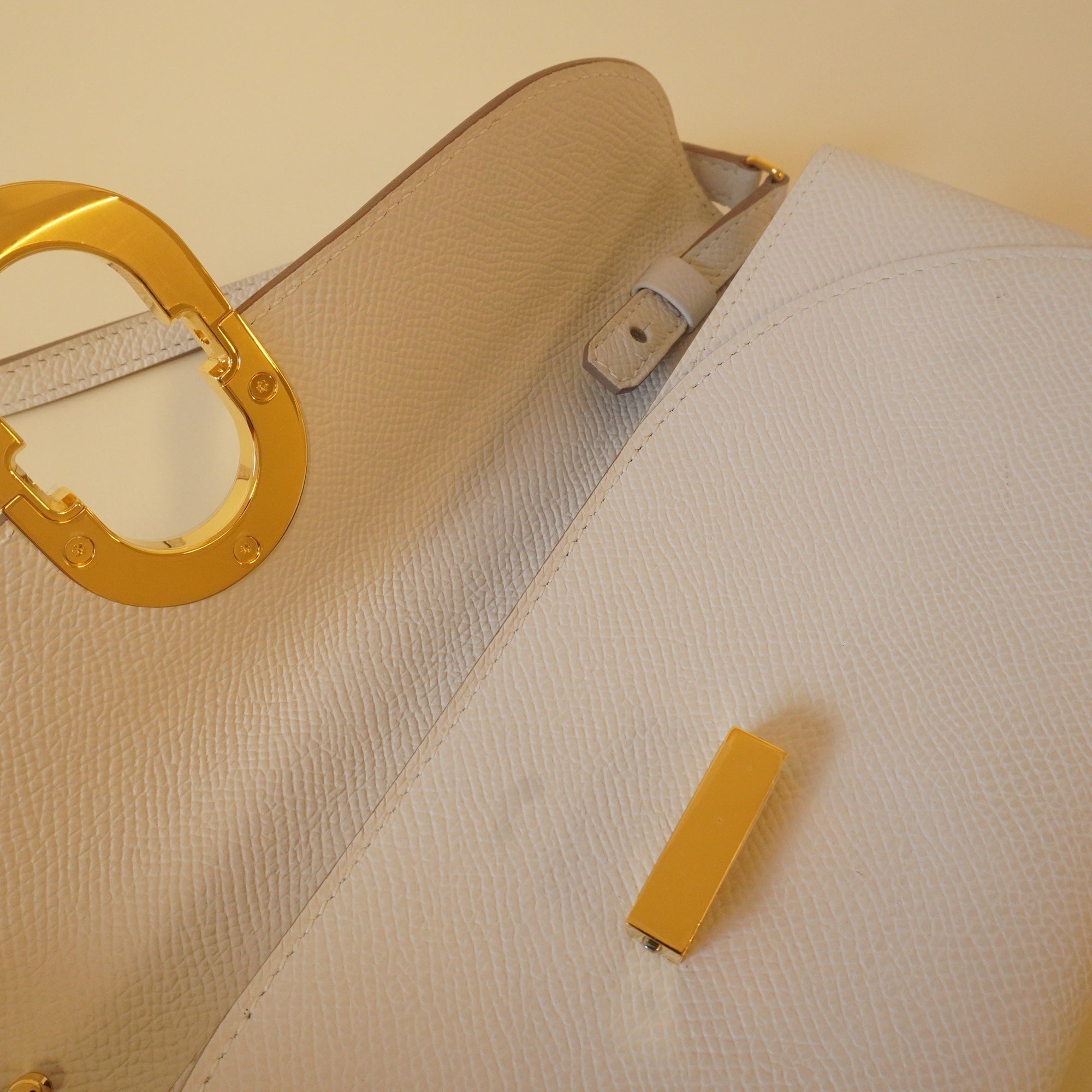 Hermes White Pearl Chaîne d'Ancre Too Go Shoulder Bag