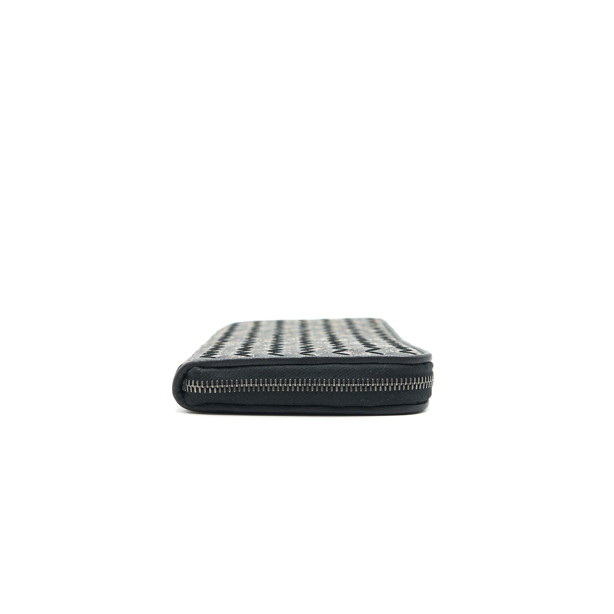 BOTTEGA VENETA MENS ZIP-AROUND WALLET BLACK