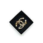 CHANEL CC PERAL BROOCH GHW