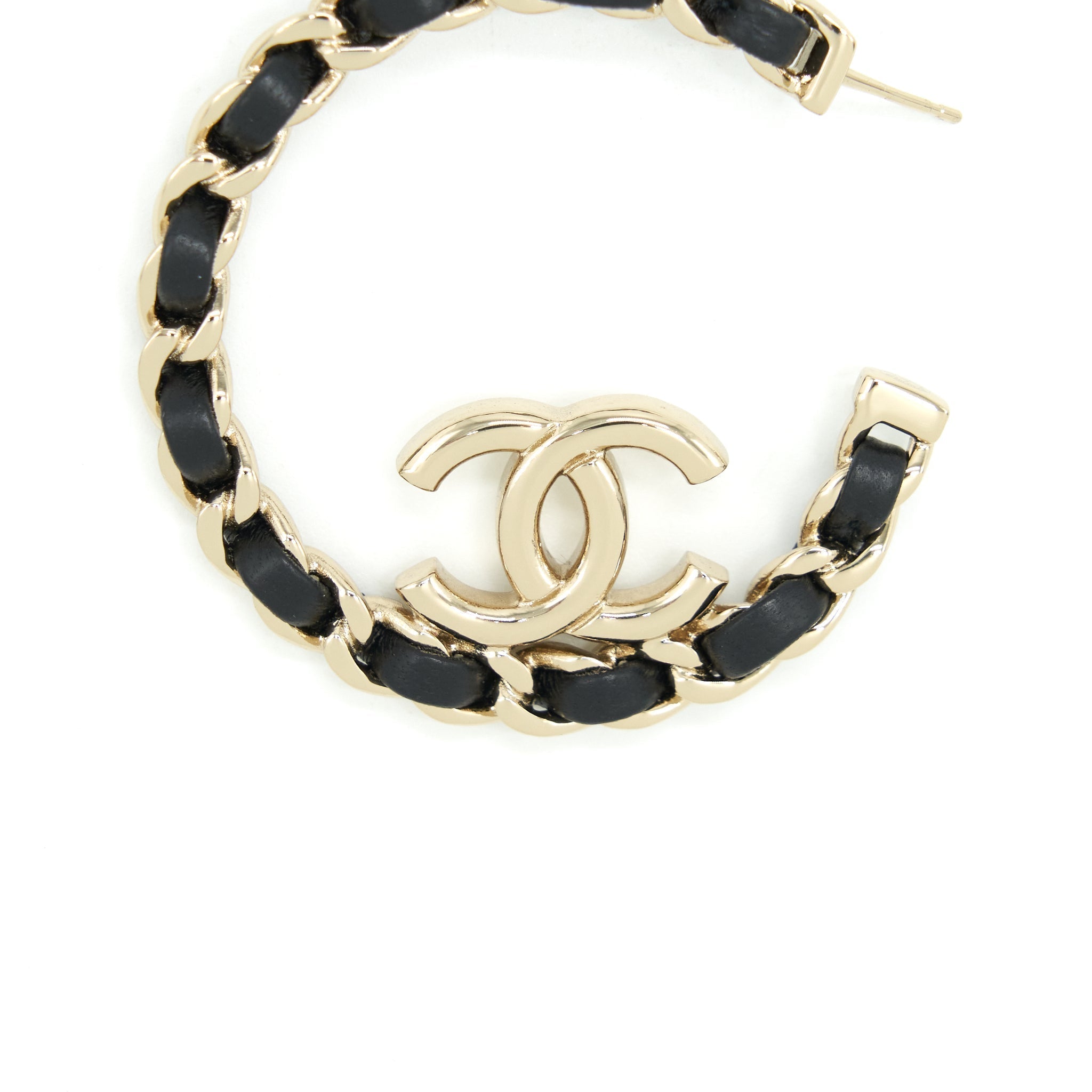 Chanel 22P Round CC Black Earrings LGHW