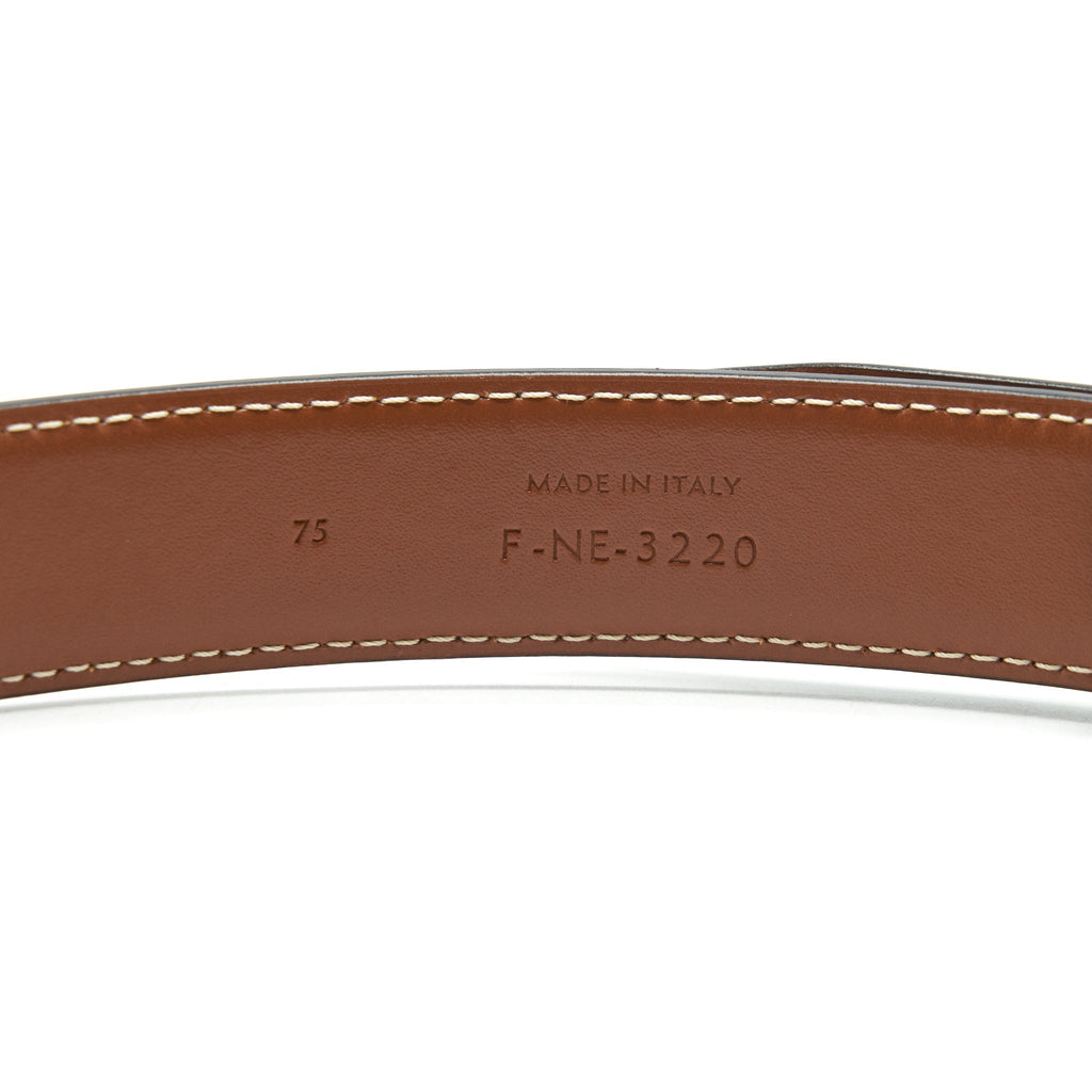 Celine size75 Medium Triomphe belt