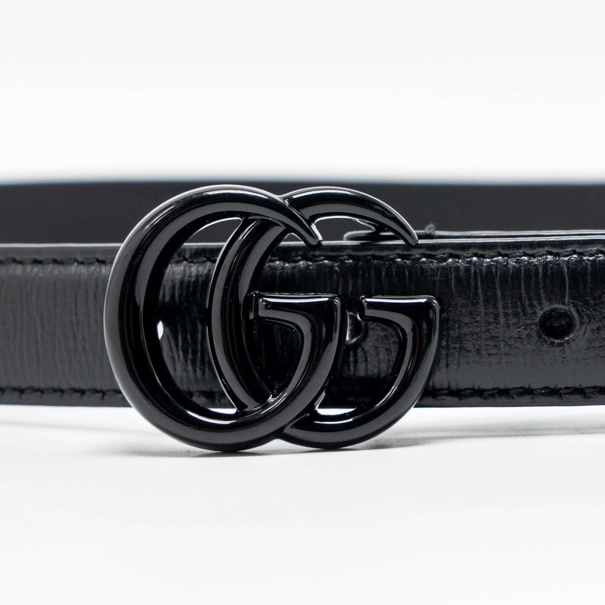 Gucci Size 75 GG Marmont 20MM Thin Belt Black Leather Black Hardware
