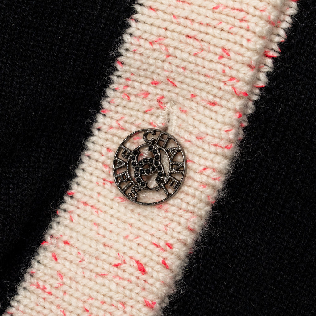 Chanel size 34 20S cardigan cashmere black / pink