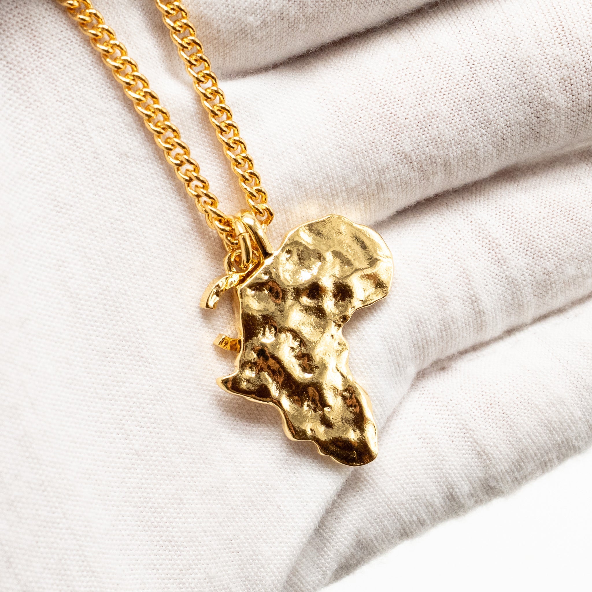 Chanel 23a Africa Map Necklace Faux Pearl/Strass Gold Tone