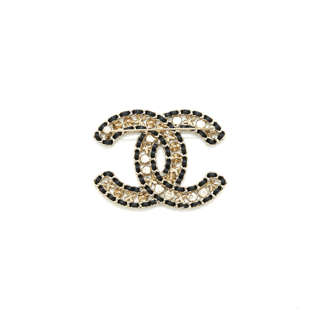 Chanel CC Chain/ White Crystal / Pearl Brooch