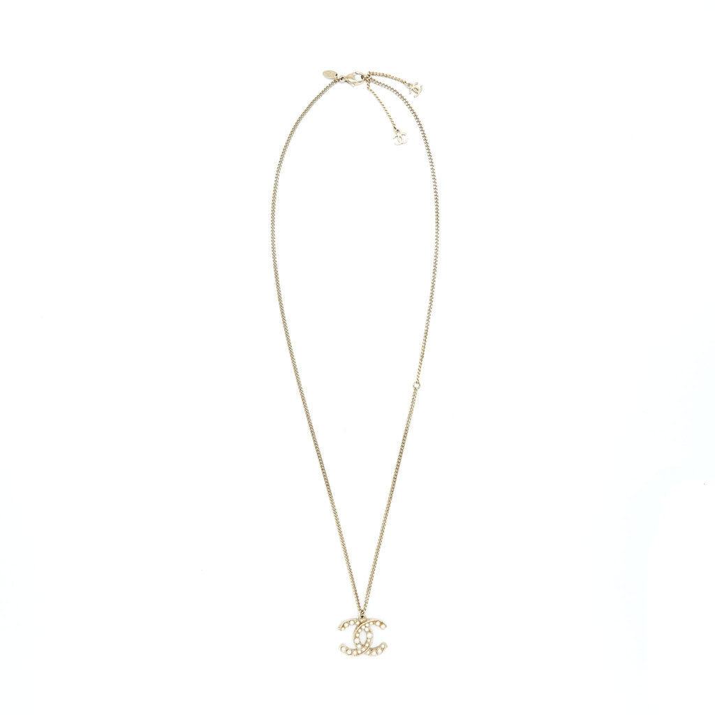 Chanel CC Logo Necklace Light Gold Tone With Pearl Design
