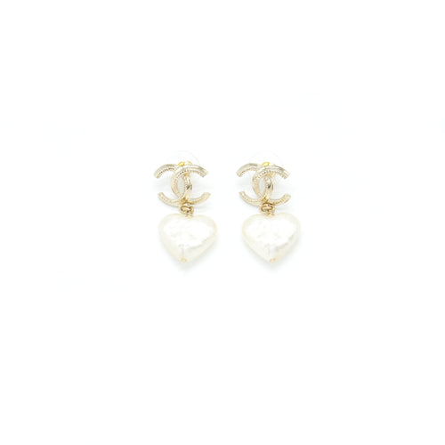 Chanel 22C CC Logo and Heart Drop earring