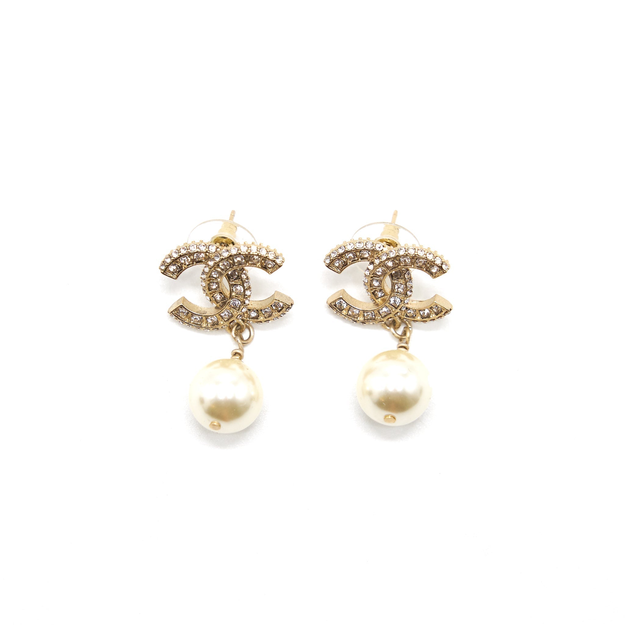 Chanel 20B CC Pearl Earings