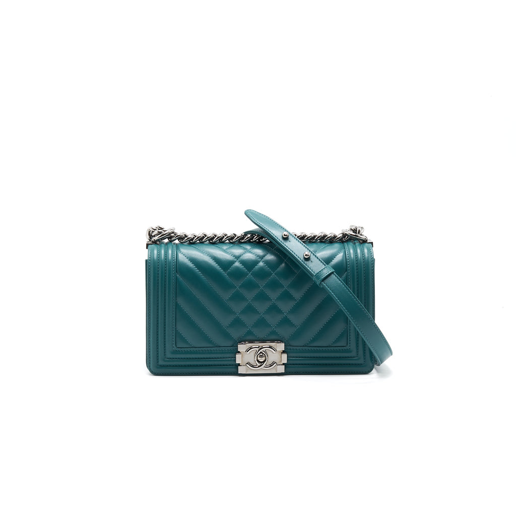 CHANEL LE BOY CHEVRON CALFSKIN PEACOCK GREEN