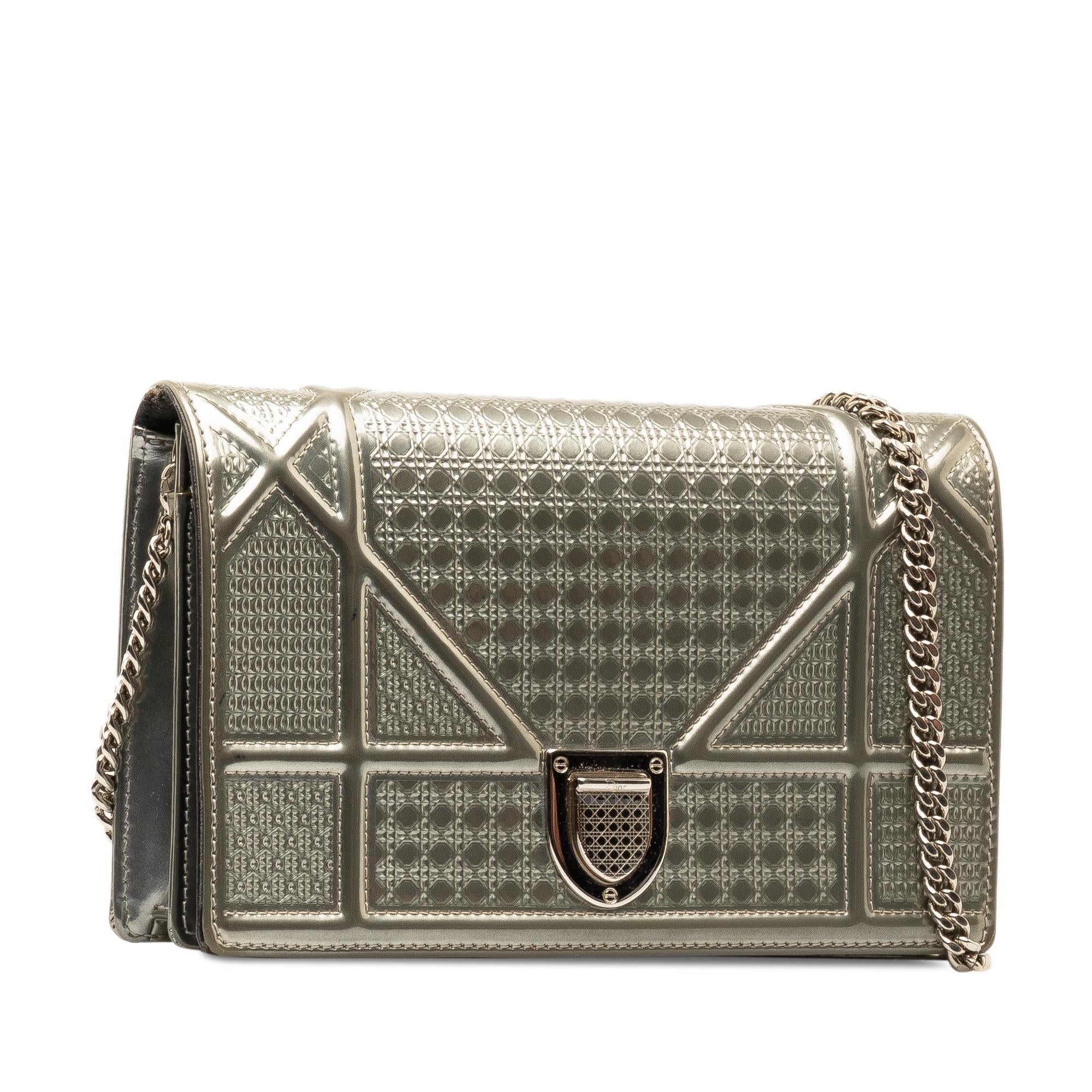 Dior Baby Patent Microcannage Diorama Wallet on Chain (SHG-tQS2vd)