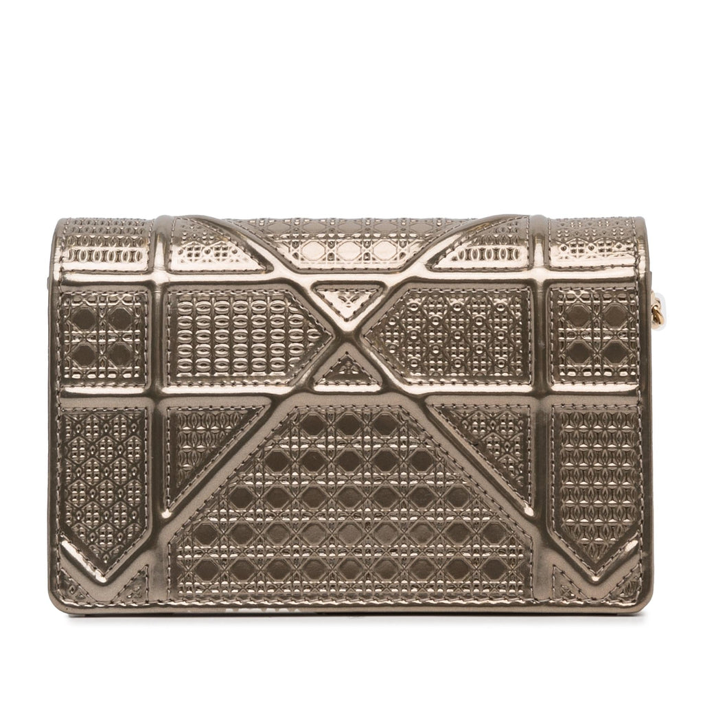Dior Baby Patent Microcannage Diorama Wallet on Chain (SHG-Cem0dN)
