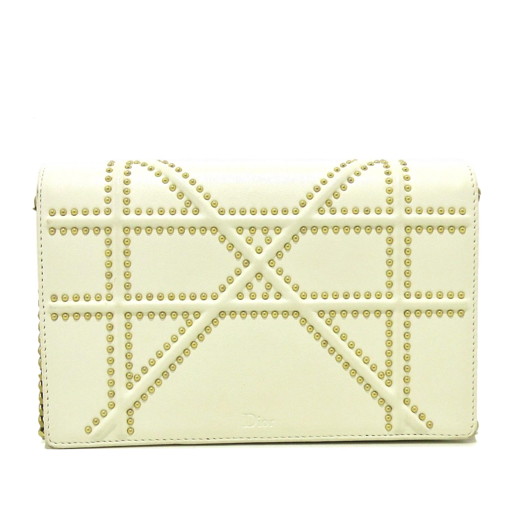 Dior Calfskin Studded Diorama Wallet on Chain (SHG-nJ2Okp)