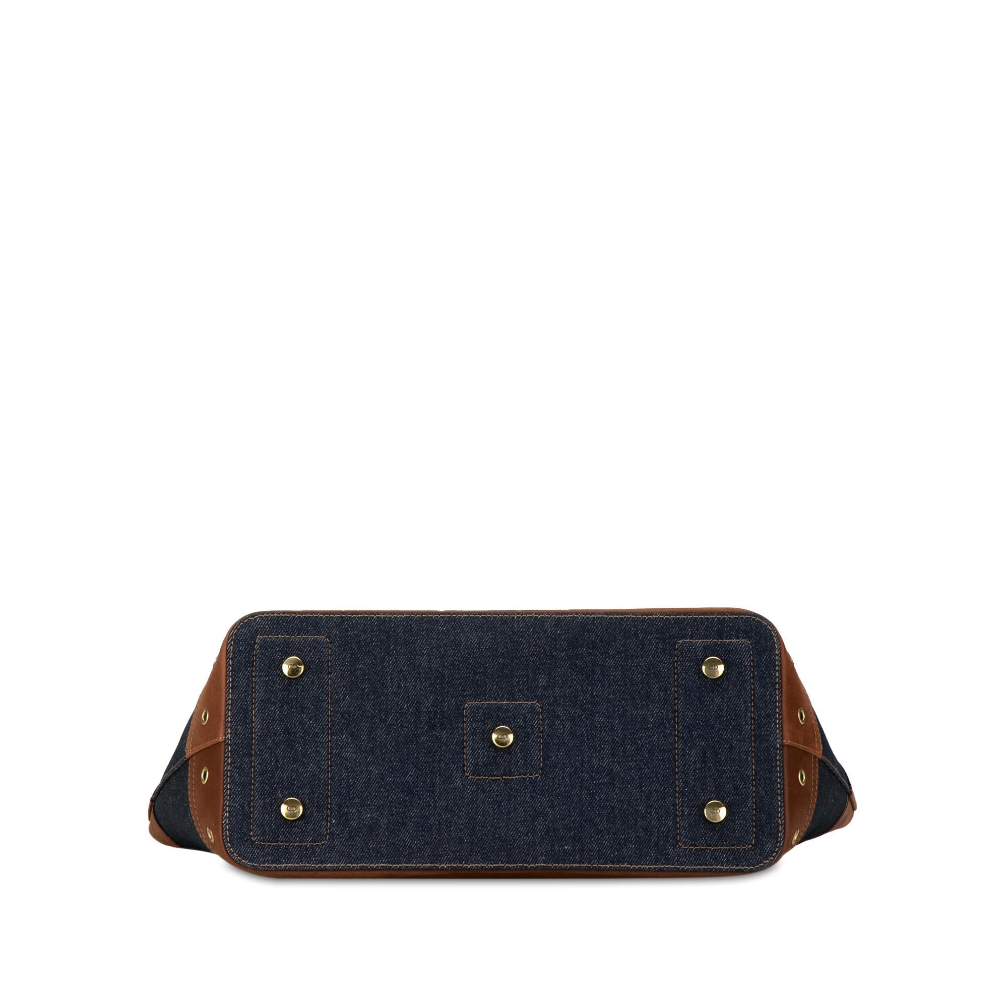 Dior Denim Street Chic Tote (SHG-hvyymA)