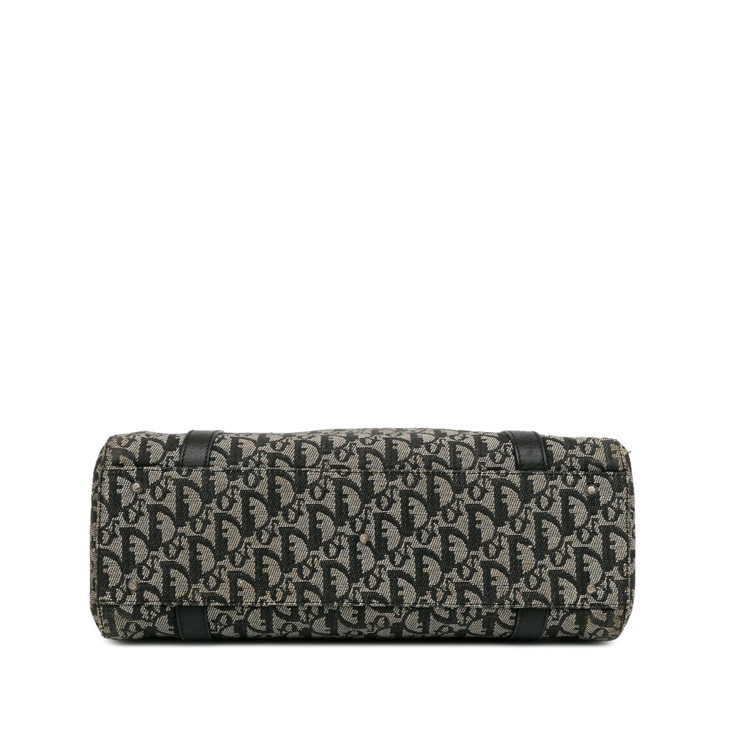 Dior Diorissimo Charms Shoulder Bag (SHG-Uq93Vr)