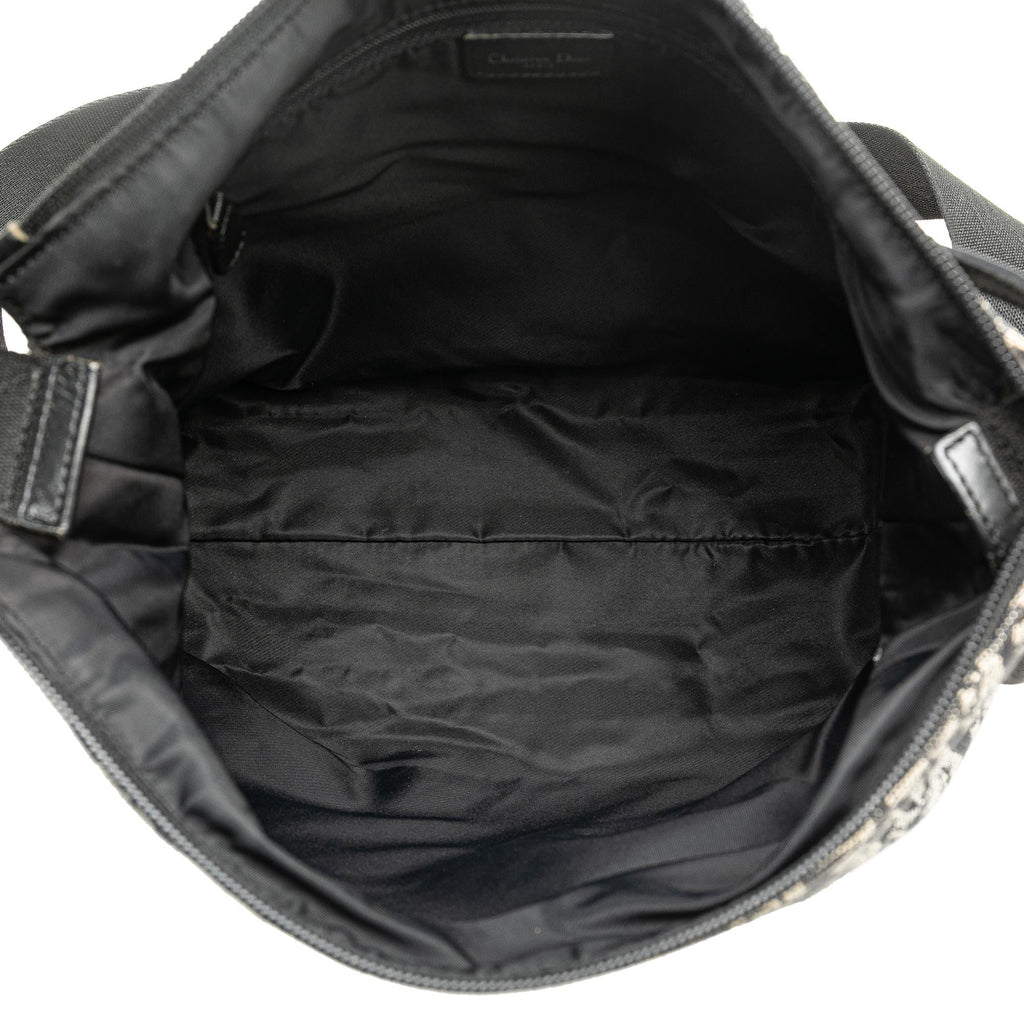Dior Diorissimo Trotter Canvas Crossbody (SHG-ElKBg1)