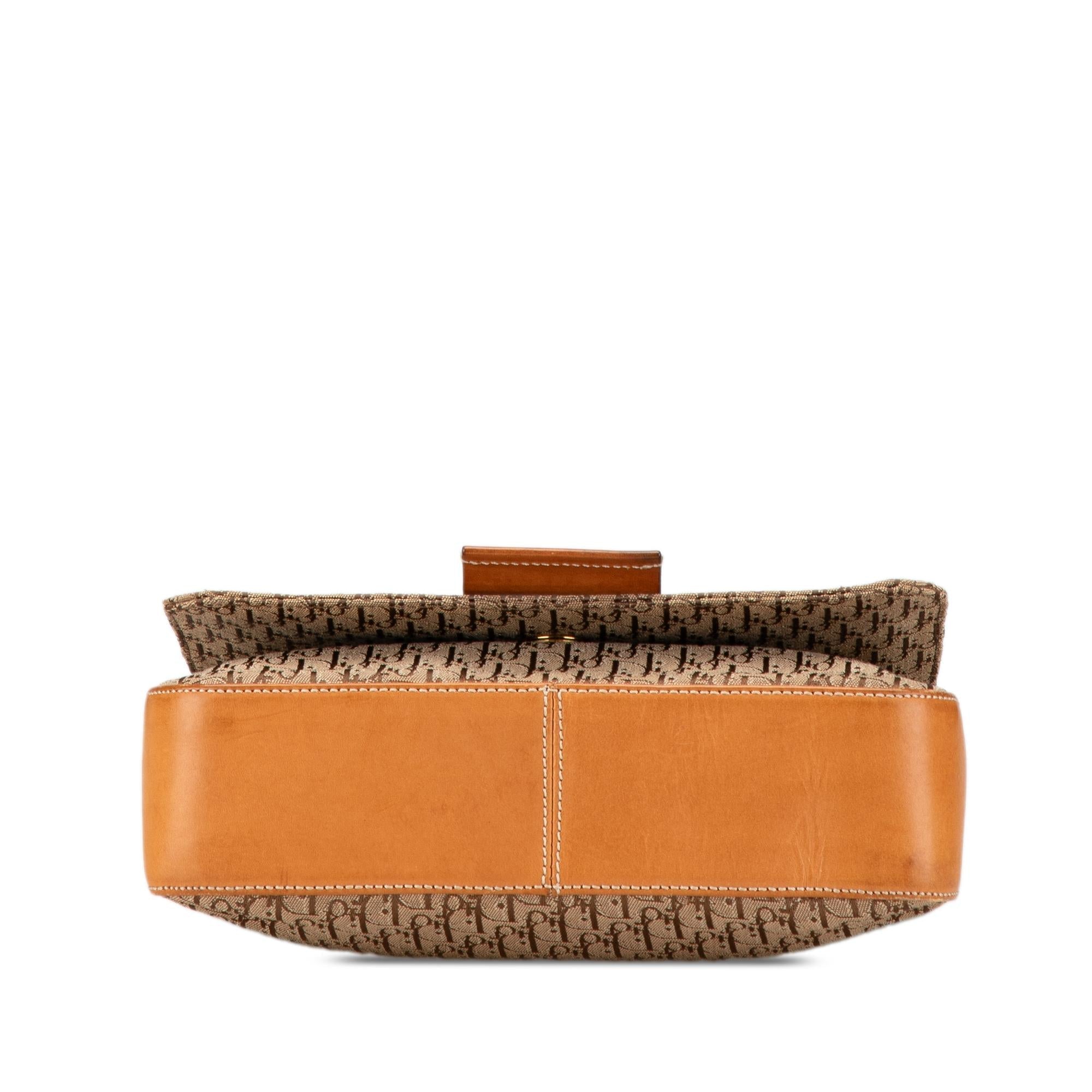 Dior Diorissimo Trotter Canvas Street Chic Crossbody (SHG-aKP8Pv)