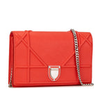 Dior Grained Calfskin Diorama Wallet on Chain (SHG-R9FwaV)
