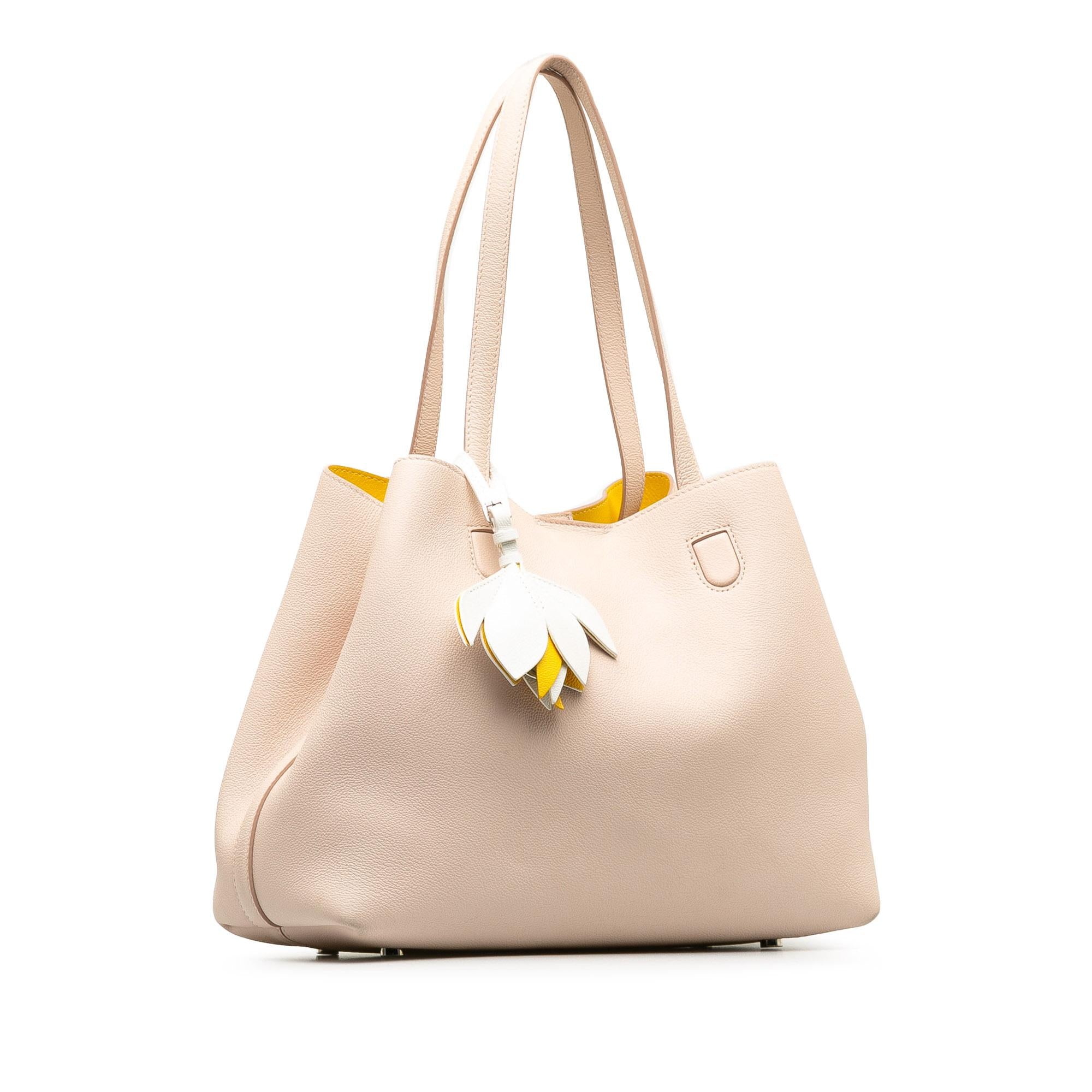 Dior Medium Blossom Tote (SHG-kaCYER)