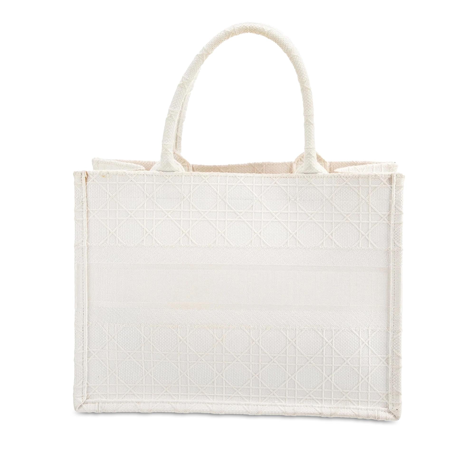 Dior Medium Cannage Book Tote (SHG-VEyf9i)