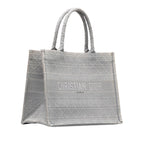 Dior Medium Cannage Embroidered Book Tote (SHG-dwrZnB)