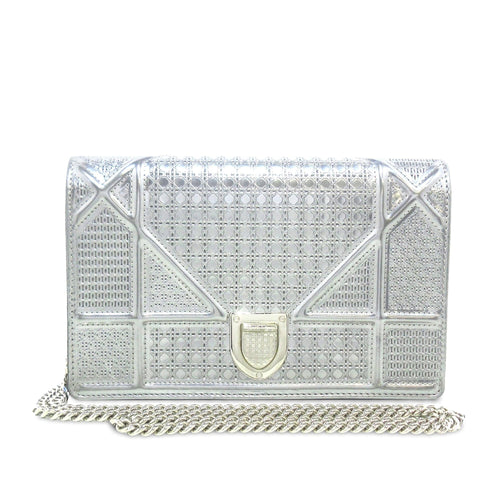 Dior Patent Microcannage Diorama Wallet on Chain (SHG-Lyb37J)