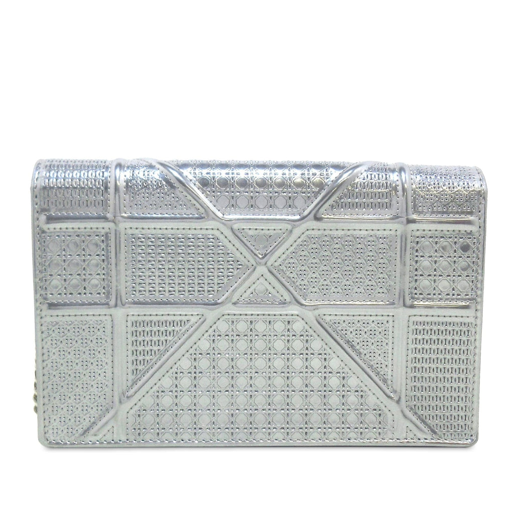 Dior Patent Microcannage Diorama Wallet on Chain (SHG-Lyb37J)