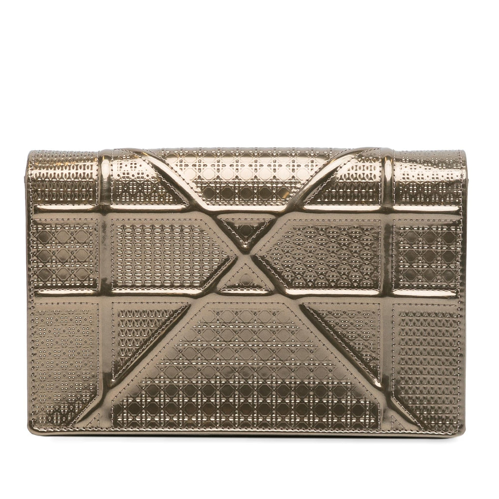 Dior Patent Microcannage Diorama Wallet on Chain (SHG-slLLNI)