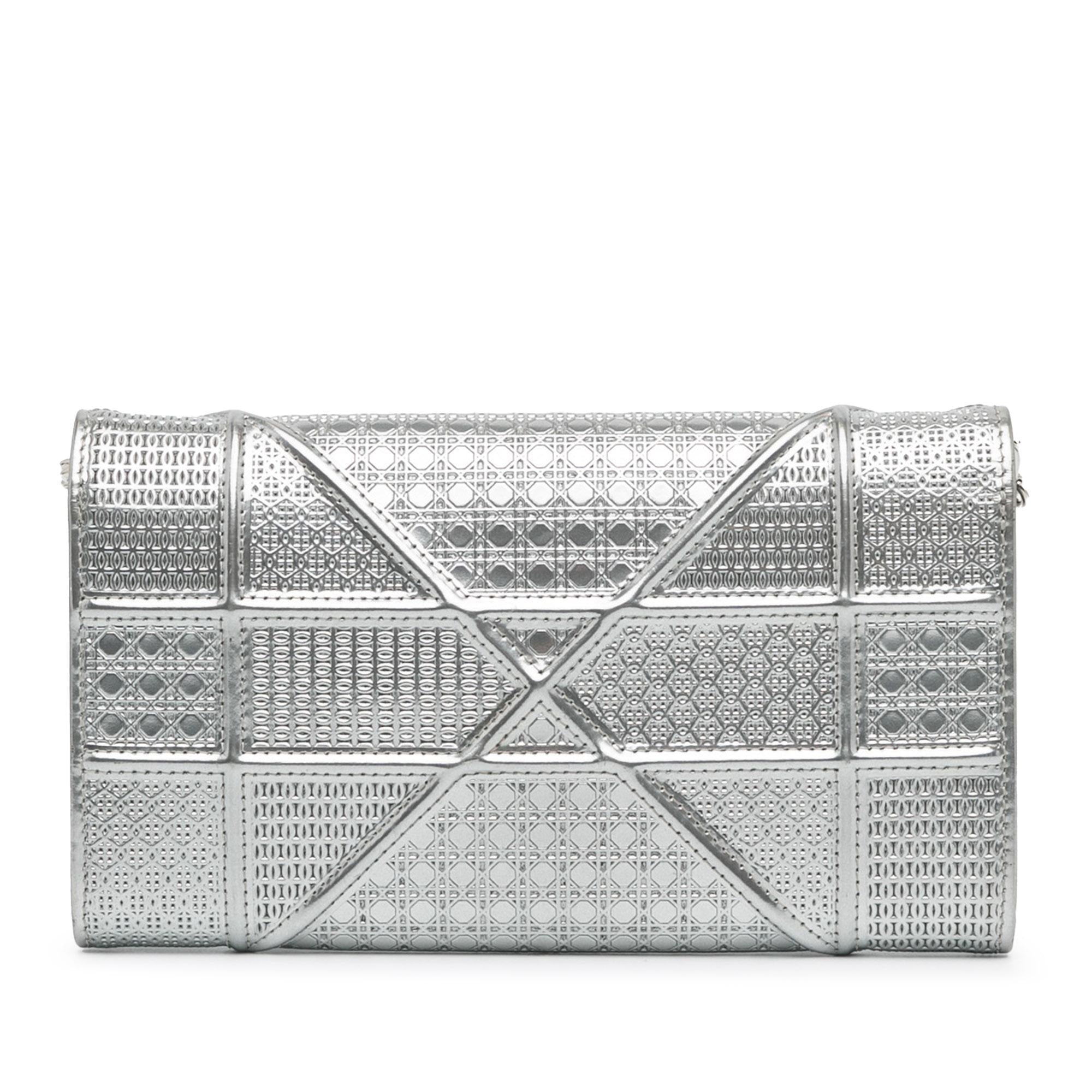 Dior Patent Microcannage Diorama Wallet on Chain (SHG-1ZSxWm)