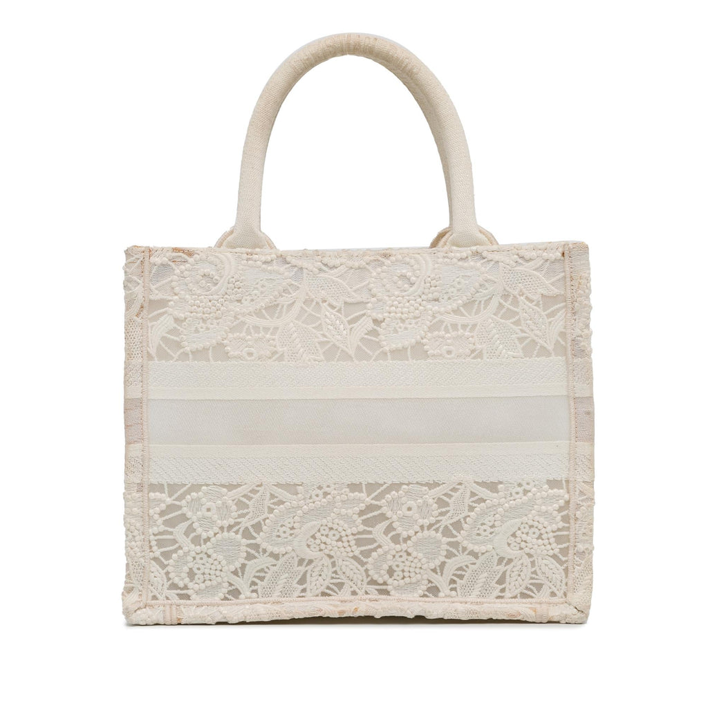 Dior Small D-Lace Embroidery Book Tote (SHG-x9rHGK)