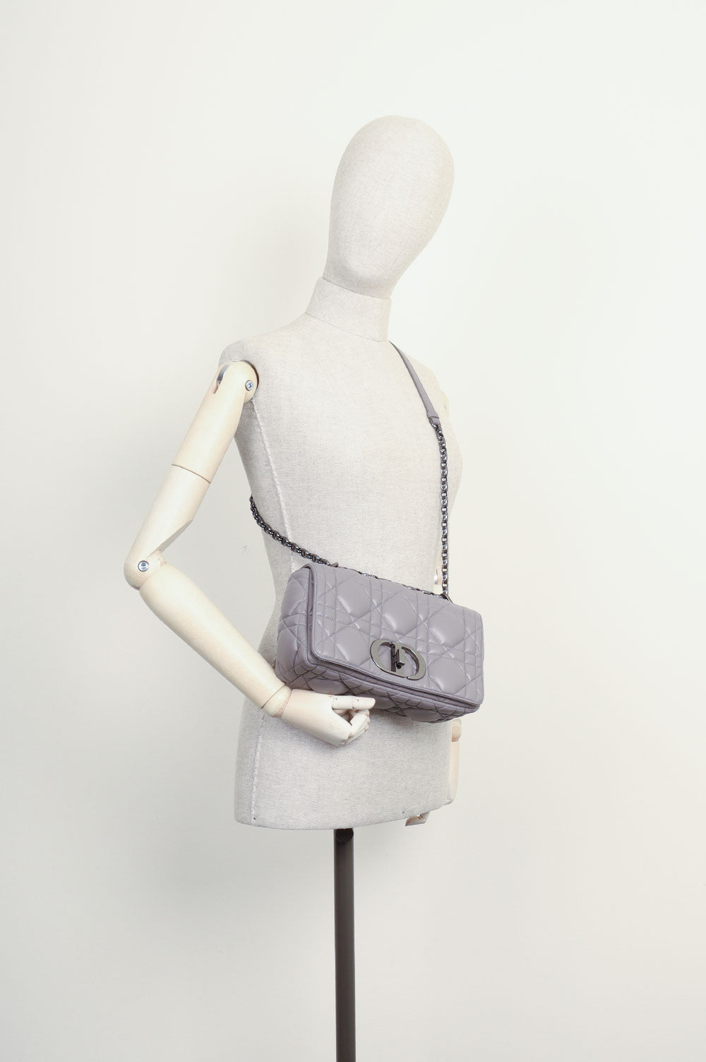 CHRISTIAN DIOR Caro Bag Macrocannage Calfskin Grey