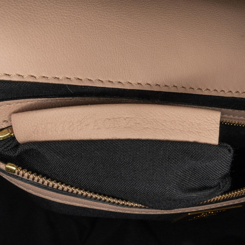 Fendi Bicolor Leather Chain Midi Baguette (SHG-HANO4S)