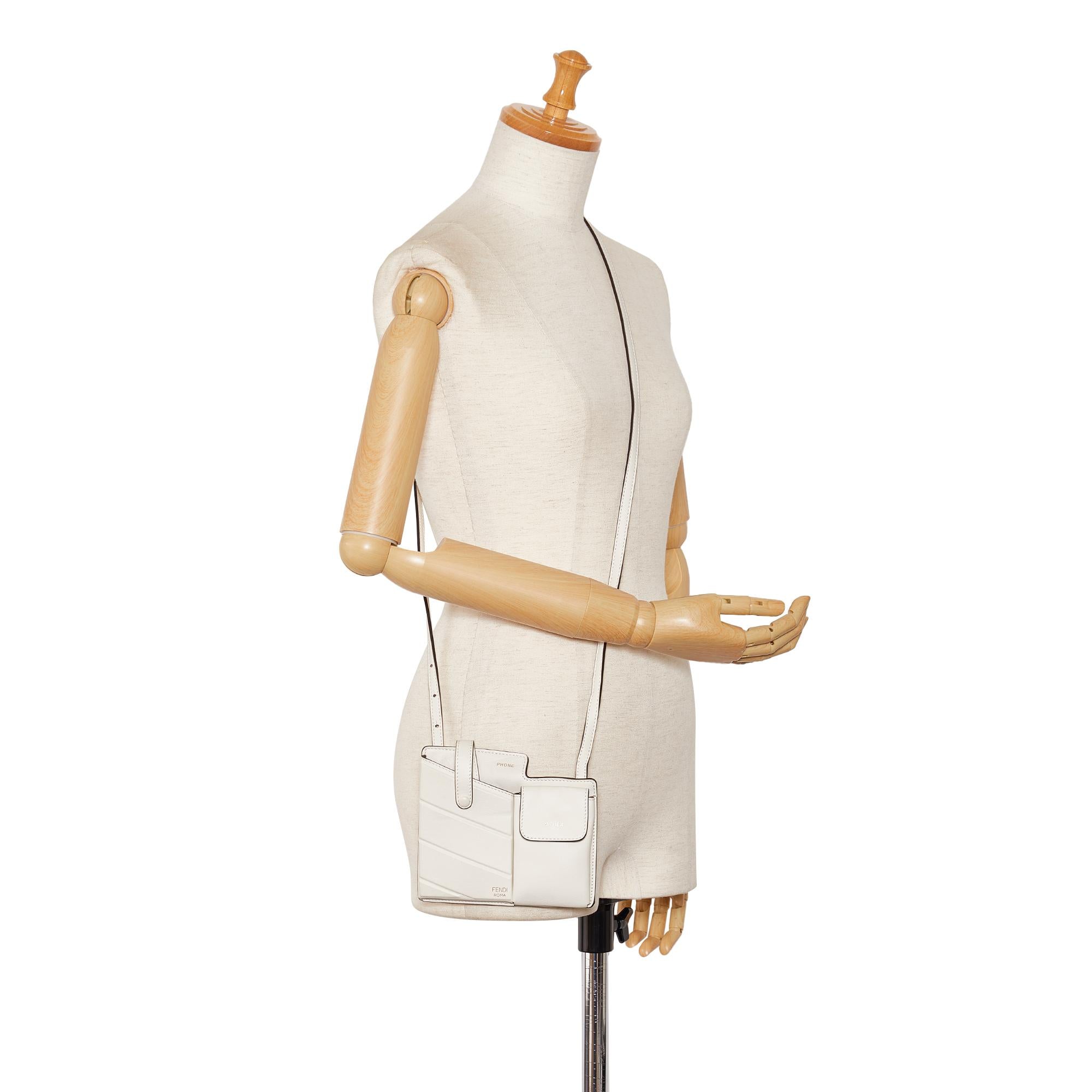 Fendi Bustine Mini Century (SHG-WRfkBA)