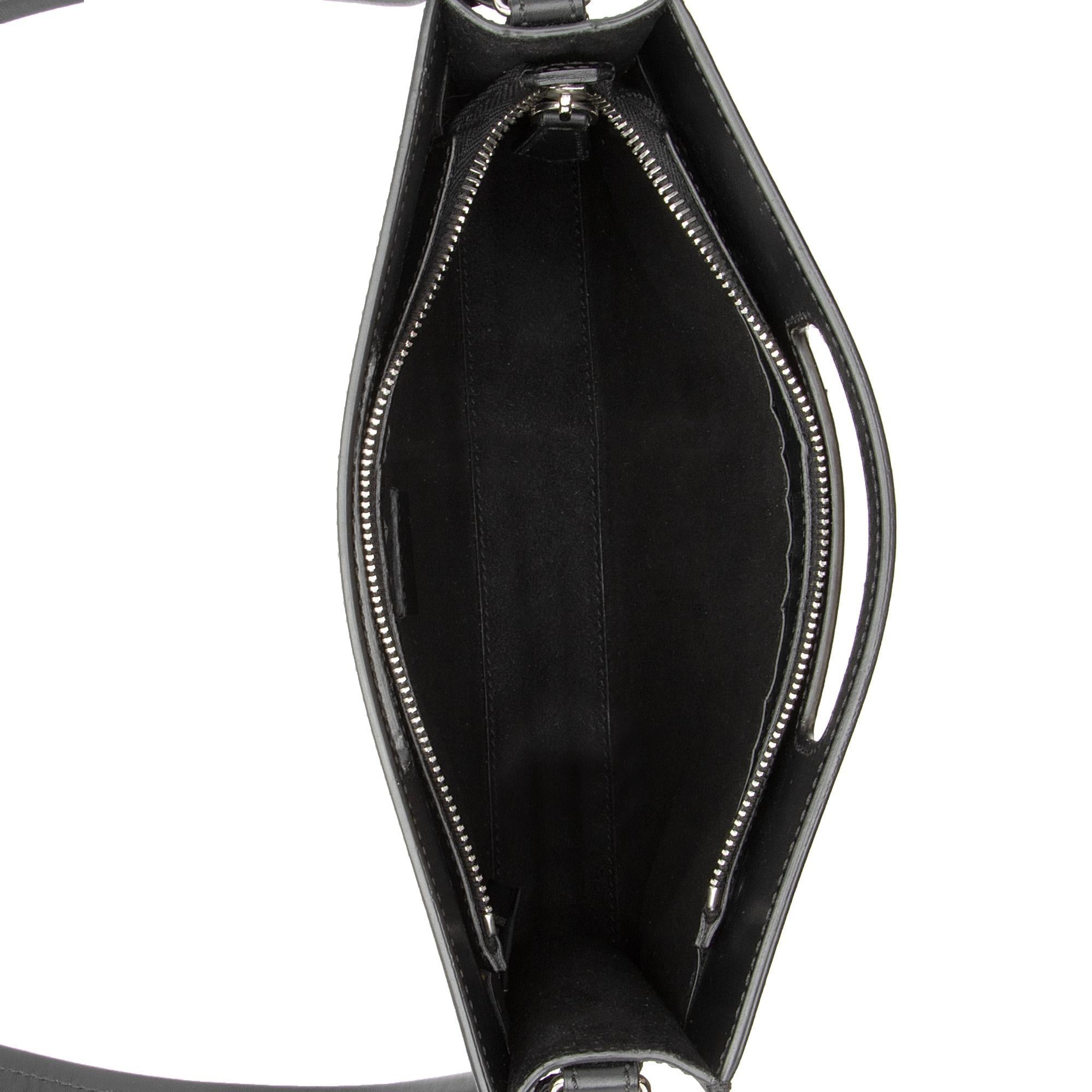 Fendi Calfskin Cutout Handle Mini Shopper Tote (SHF-4Nys6a)