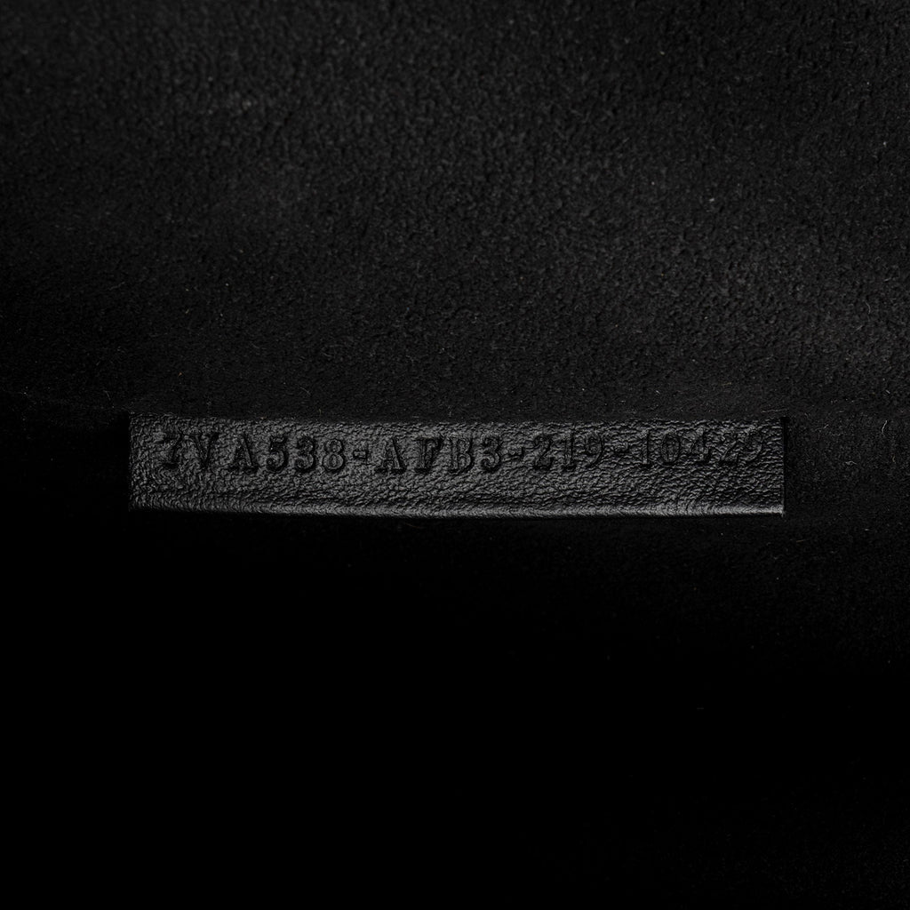 Fendi Calfskin Logo Flat N/S Tote (SHF-Vlwv6d)
