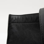 Fendi Calfskin Logo Flat N/S Tote (SHF-Vlwv6d)