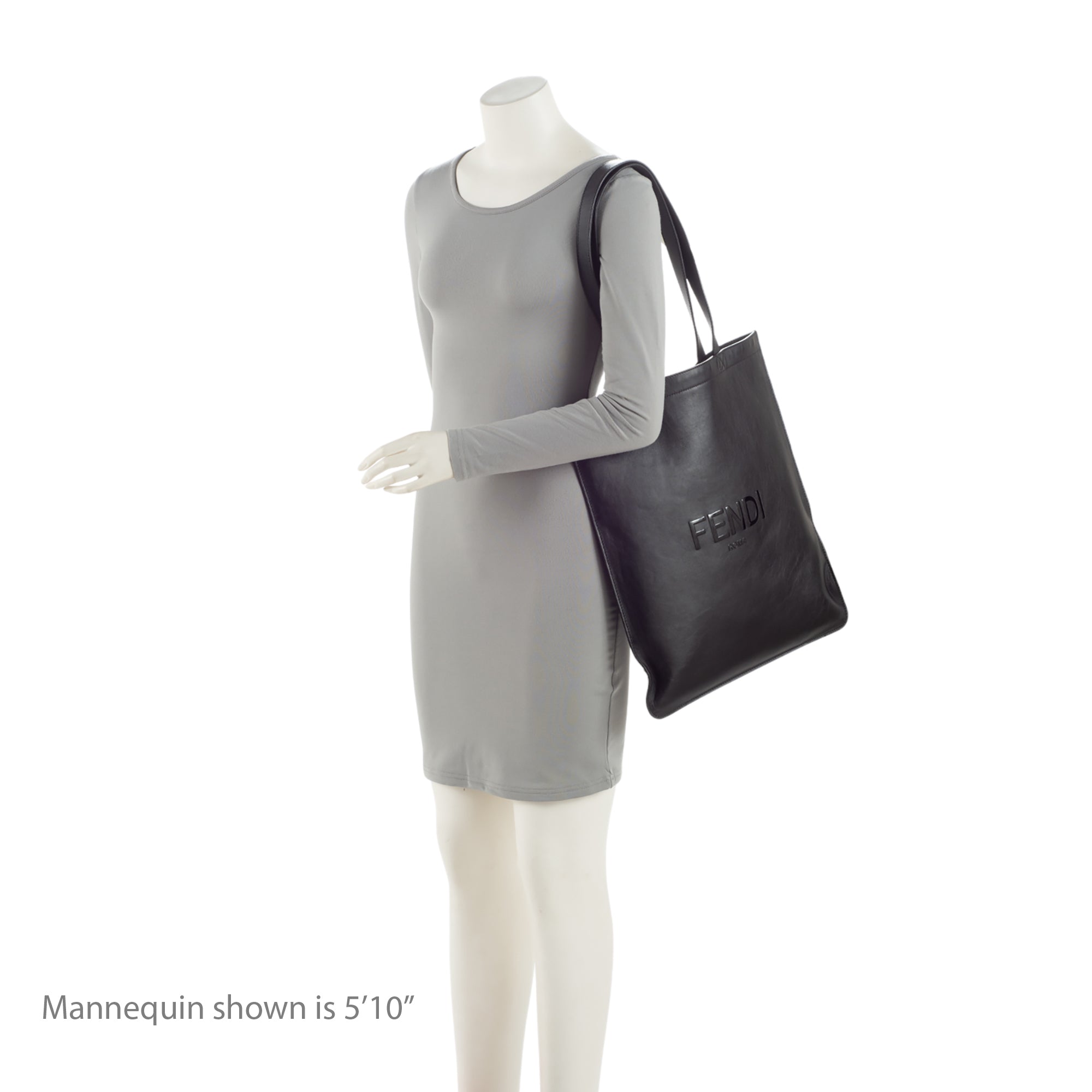Fendi Calfskin Logo Flat N/S Tote (SHF-Vlwv6d)